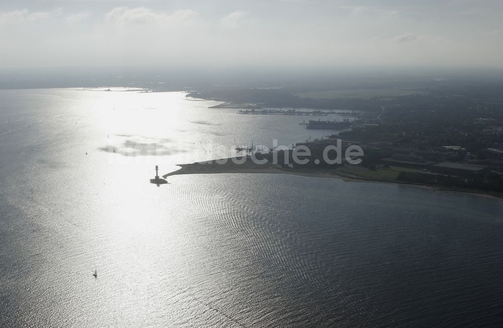 Kiel aus der Vogelperspektive: Meerenge am Leuchtturm Friedrichsort in Kiel im Bundesland Schleswig-Holstein