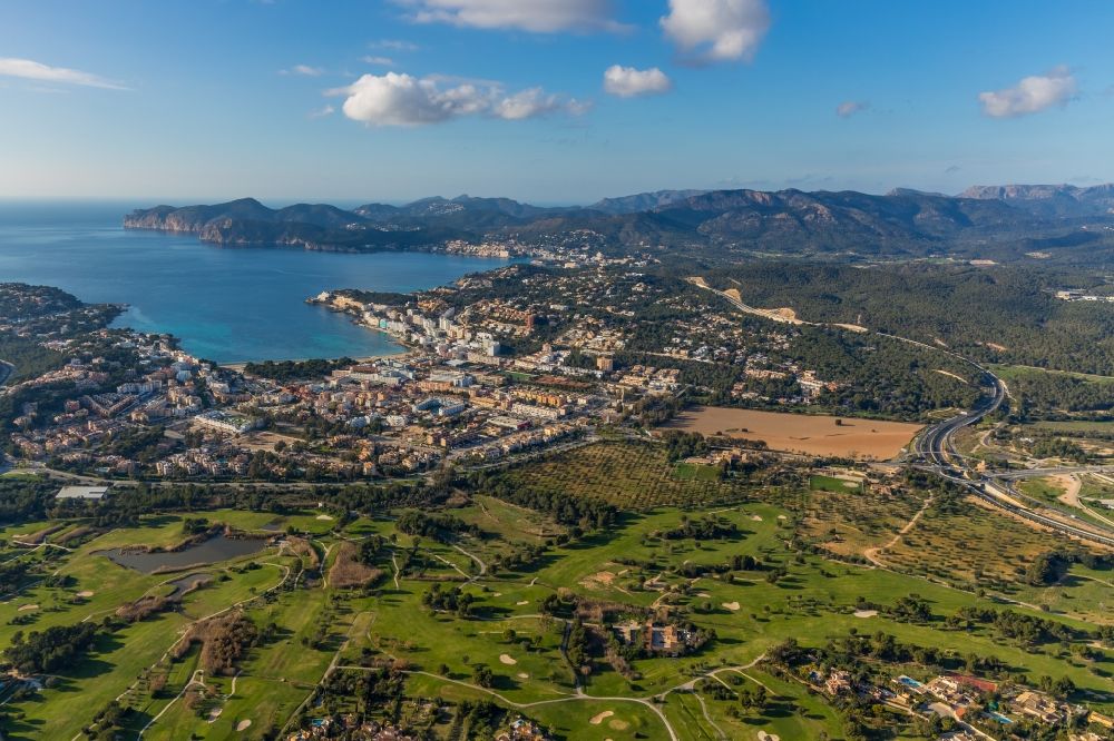 Luftbild Santa Ponca - Meeres-Küste mit Bucht in Santa Ponca in Balearische Insel Mallorca, Spanien