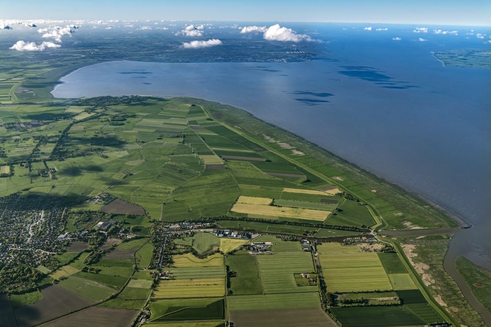 Varel aus der Vogelperspektive: Meeres-Küste der Nordsee am Jadebusen in Varel im Bundesland Niedersachsen, Deutschland