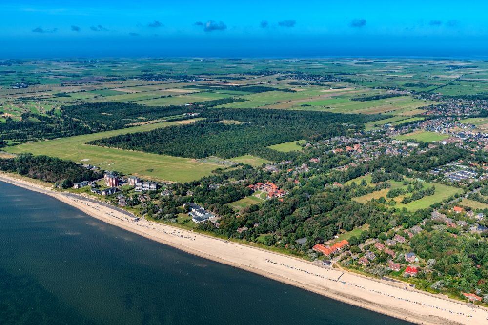 Wyk auf Föhr von oben - Meeres-Küste Nordsee in Wyk auf Föhr im Bundesland Schleswig-Holstein