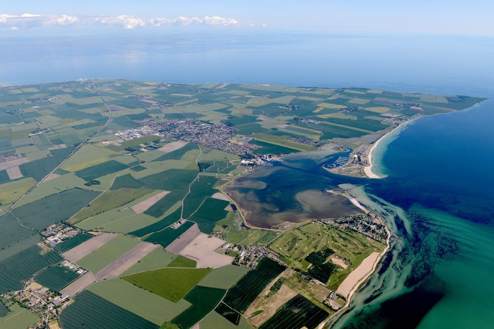 Luftbild Burg auf Fehmarn - Meeres-Küste der Ostsee in Burg auf Fehmarn im Bundesland Schleswig-Holstein