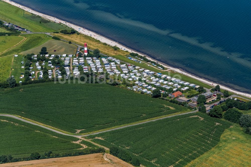 Pommerby aus der Vogelperspektive: Meeres-Küste der Ostsee in Falshöft im Bundesland Schleswig-Holstein