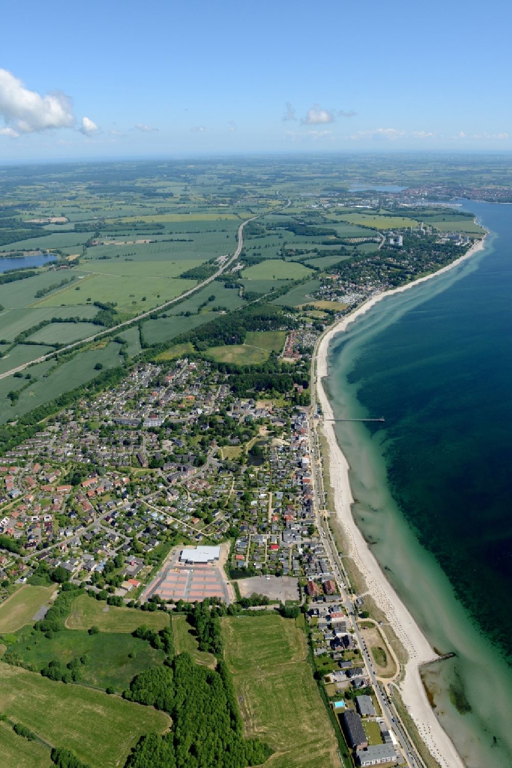 Luftaufnahme Haffkrug - Meeres-Küste der Ostsee in Haffkrug im Bundesland Schleswig-Holstein