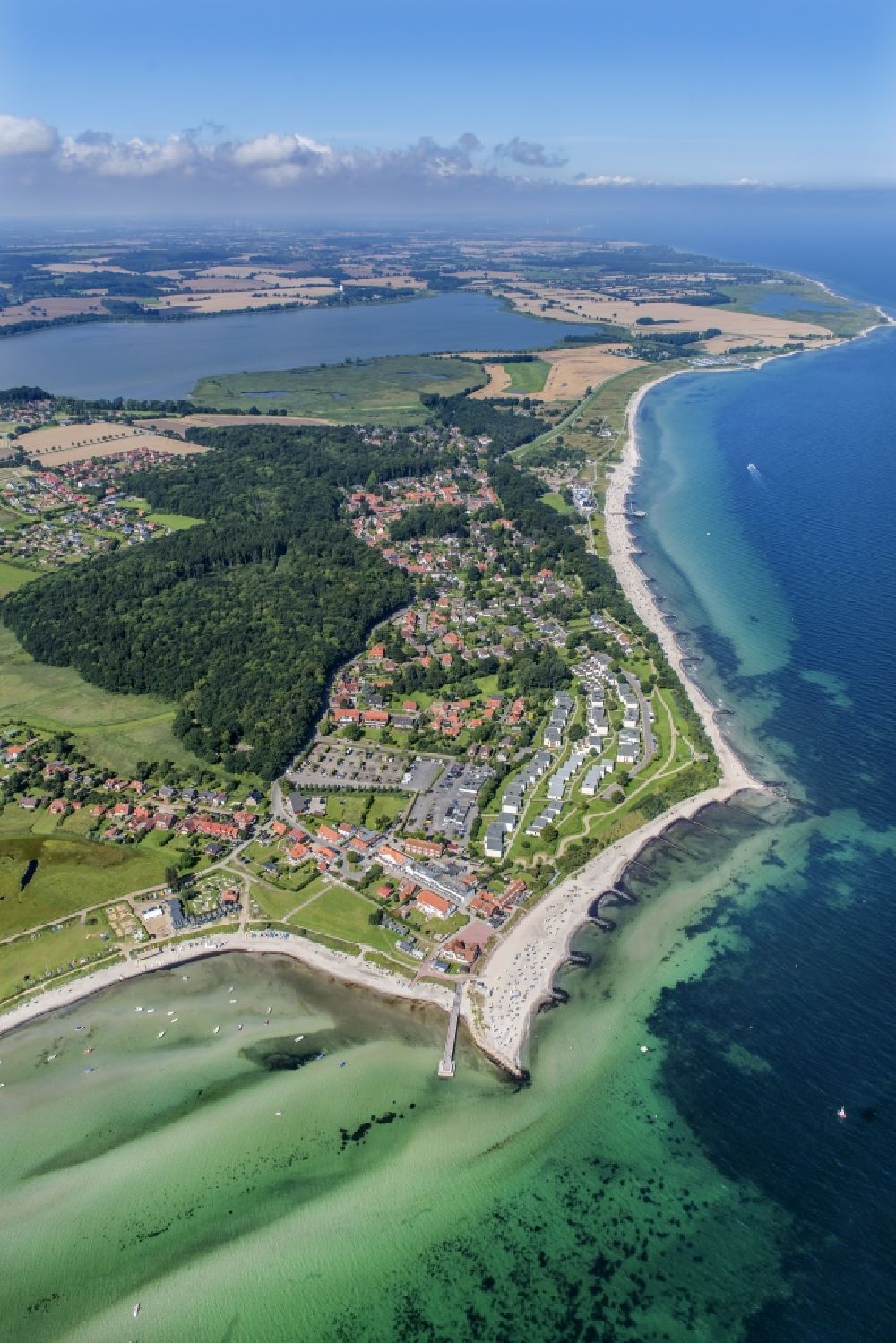 Hohwacht von oben - Meeres-Küste der Ostsee in Hohwacht im Bundesland Schleswig-Holstein