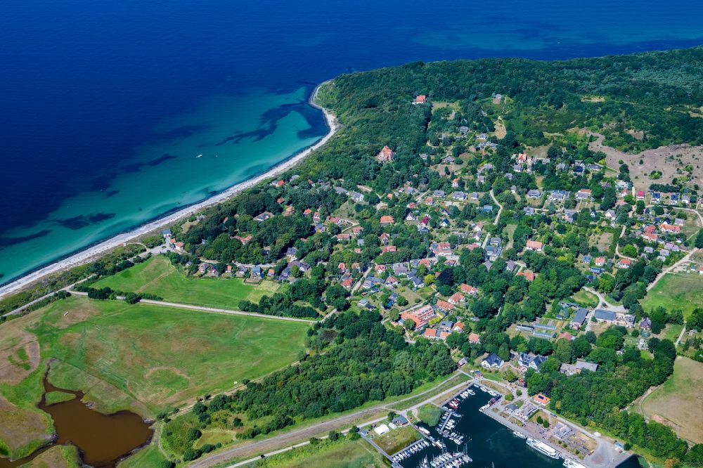 Luftbild Insel Hiddensee - Meeres-Küste der Ostsee auf der Insel Hiddensee im Bundesland Mecklenburg-Vorpommern
