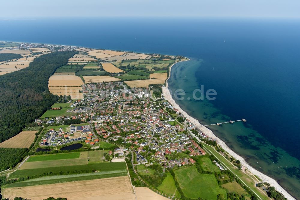 Kellenhusen von oben - Meeres-Küste der Ostsee in Kellenhusen im Bundesland Schleswig-Holstein