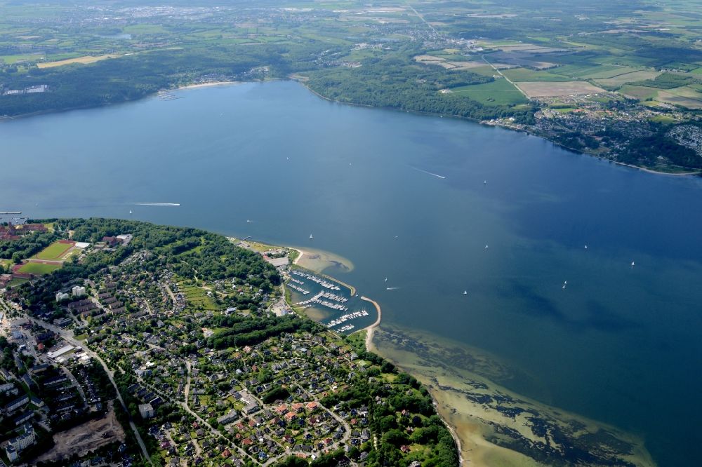 Luftaufnahme Mürwik - Meeres-Küste der Ostsee in Mürwik im Bundesland Schleswig-Holstein