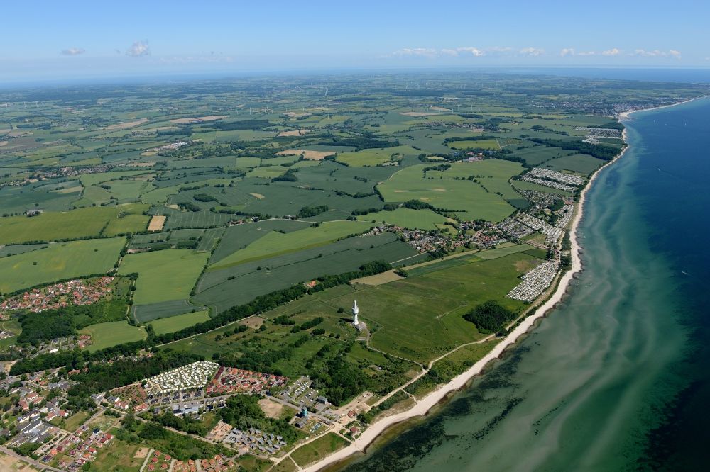 Pelzerhaken aus der Vogelperspektive: Meeres-Küste der Ostsee in Pelzerhaken im Bundesland Schleswig-Holstein