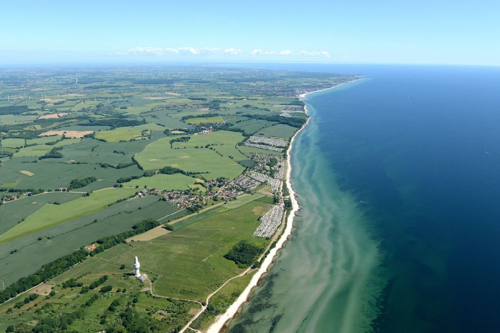 Rettin von oben - Meeres-Küste der Ostsee in Rettin im Bundesland Schleswig-Holstein