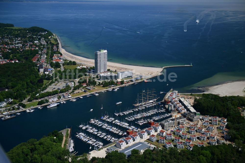 Luftbild Travemünde - Meeres-Küste der Ostsee in Travemünde im Bundesland Schleswig-Holstein, Deutschland