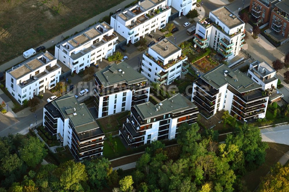 Luftbild Magdeburg - Mehrfamilienhaus-Wohnanlage Im Elbbahnhof in Magdeburg im Bundesland Sachsen-Anhalt, Deutschland