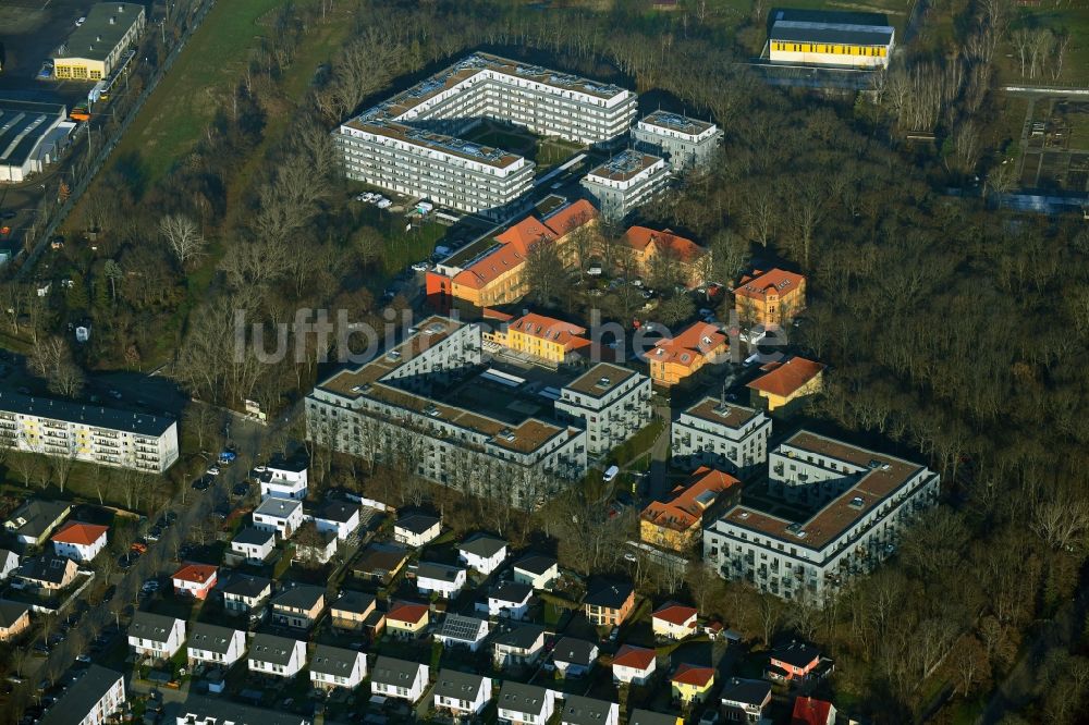 Luftaufnahme Berlin - Mehrfamilienhaus-Wohnanlage an der Gotlindestraße im Ortsteil Lichtenberg in Berlin, Deutschland