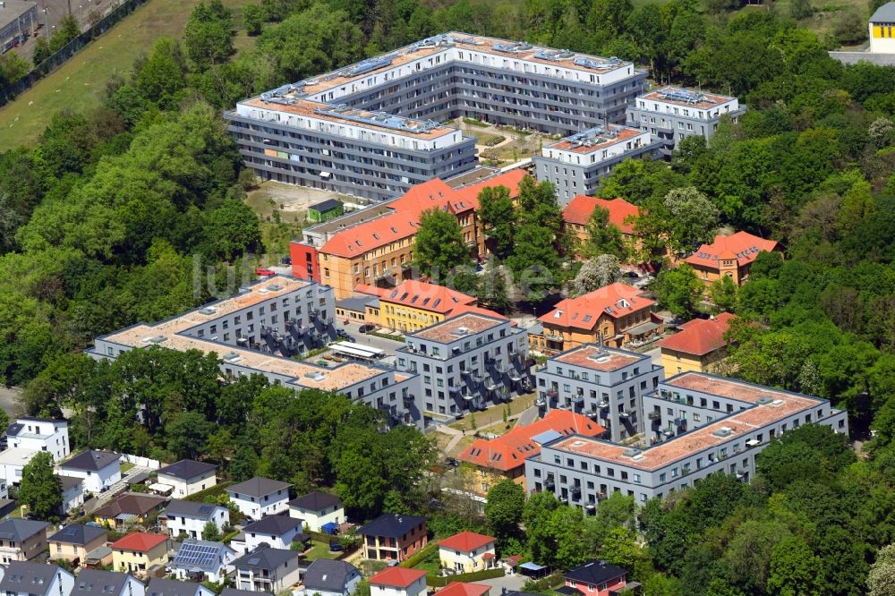 Luftaufnahme Berlin - Mehrfamilienhaus-Wohnanlage an der Gotlindestraße im Ortsteil Lichtenberg in Berlin, Deutschland