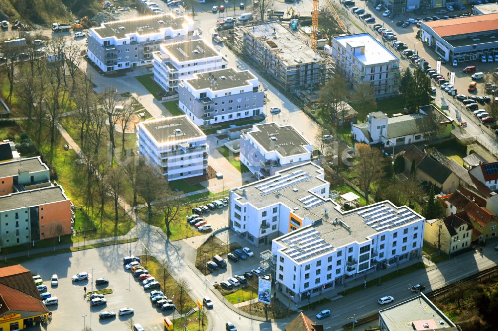 Luftaufnahme Jena - Mehrfamilienhaus-Wohnanlage Linden-Allee in Jena im Bundesland Thüringen, Deutschland