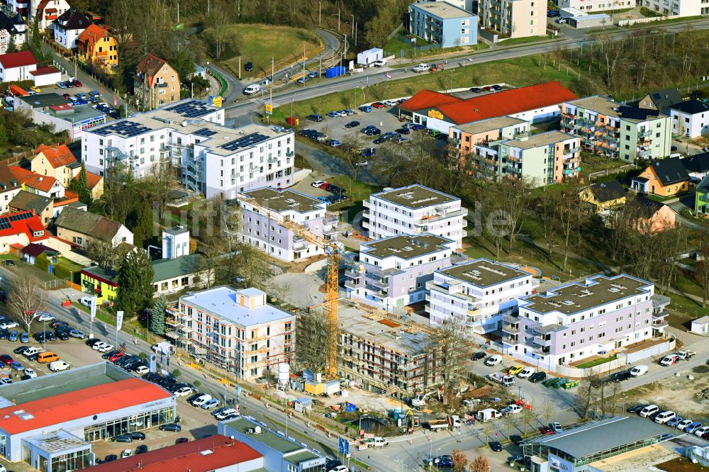 Luftaufnahme Jena - Mehrfamilienhaus-Wohnanlage Linden-Allee in Jena im Bundesland Thüringen, Deutschland