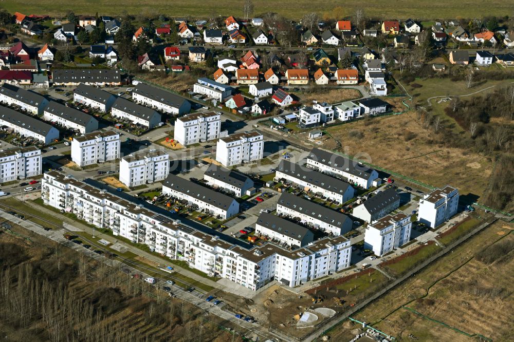Berlin von oben - Mehrfamilienhaus-Wohnanlage MEIN FALKENBERG im Ortsteil Falkenberg in Berlin, Deutschland