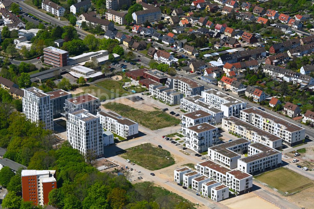 Luftbild Wolfsburg - Mehrfamilienhaus-Wohnanlage im Ortsteil Hellwinkel in Wolfsburg im Bundesland Niedersachsen, Deutschland