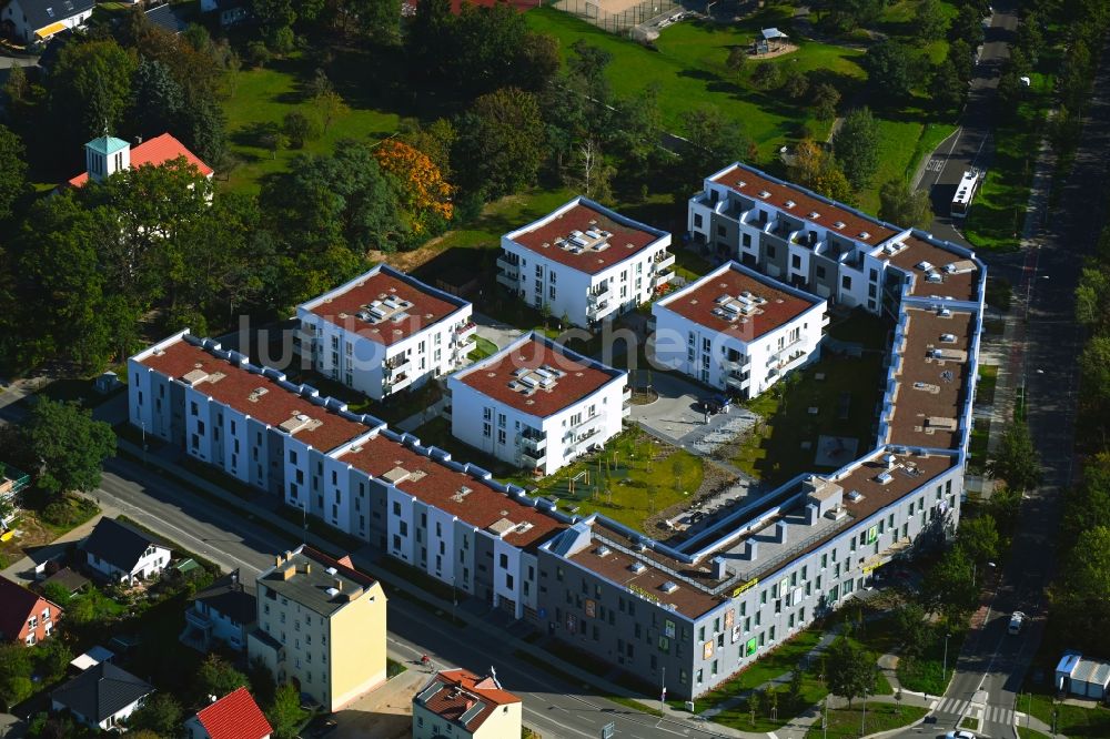 Luftaufnahme Teltow - Mehrfamilienhaus-Wohnanlage Quartier am Kirchplatz in Teltow im Bundesland Brandenburg, Deutschland