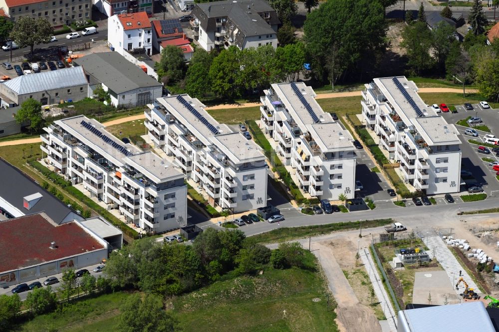 Luftbild Berlin - Mehrfamilienhaus- Wohnanlage An der Schule im Stadtteil Mahlsdorf in Berlin