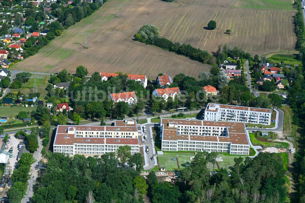 Luftaufnahme Bernau - Mehrfamilienhaus-Wohnanlage Waldquartier in Bernau im Bundesland Brandenburg, Deutschland