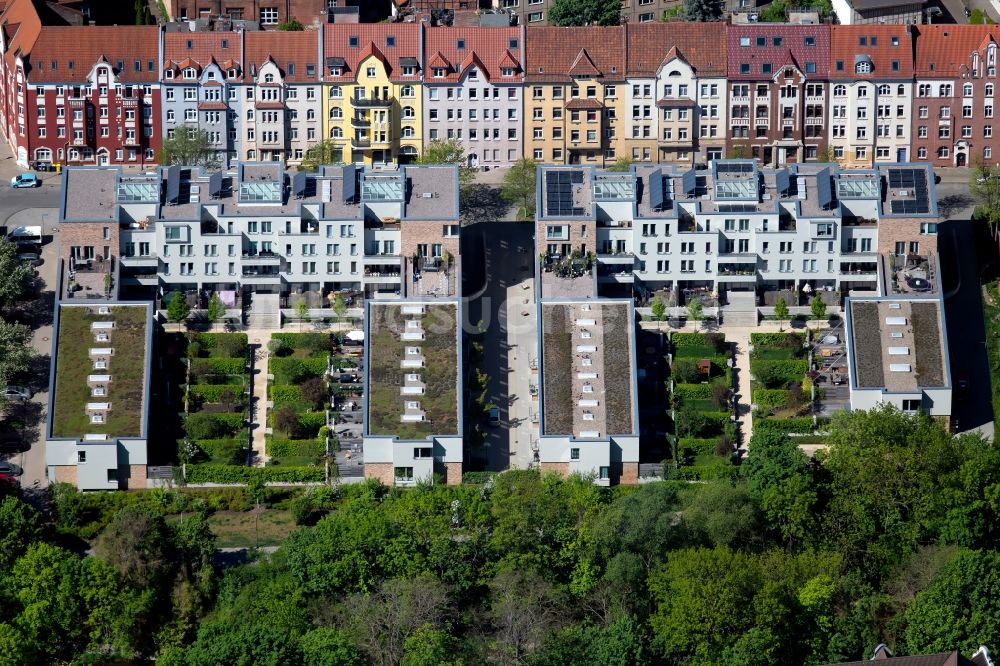Luftaufnahme Erfurt - Mehrfamilienhaussiedlung Auenhöfe an der Adalbertstraße in Erfurt im Bundesland Thüringen, Deutschland