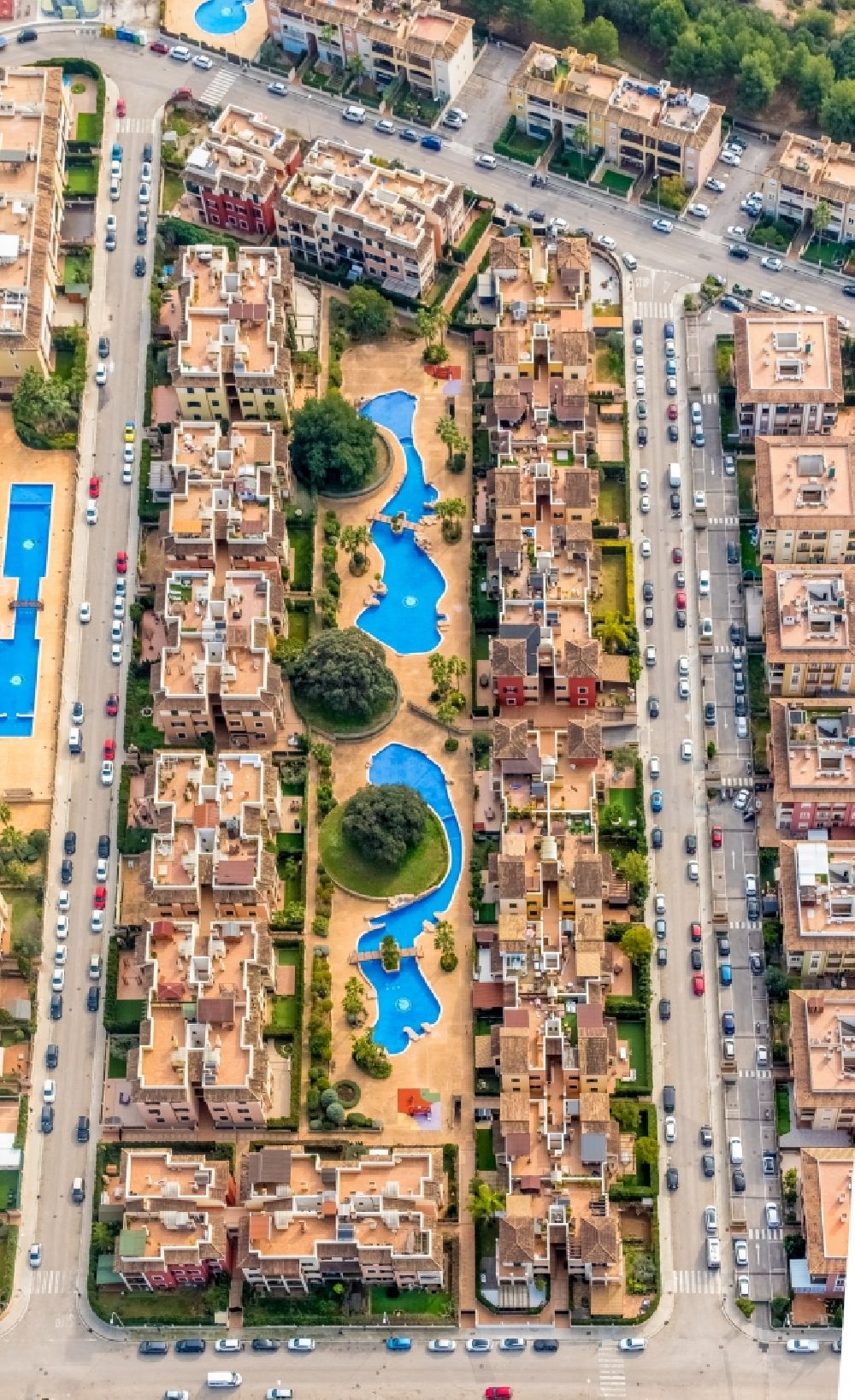 Luftaufnahme Marratxi - Mehrfamilienhaussiedlung an der Carrer de l' Aljub in Marratxi in Islas Baleares, Spanien