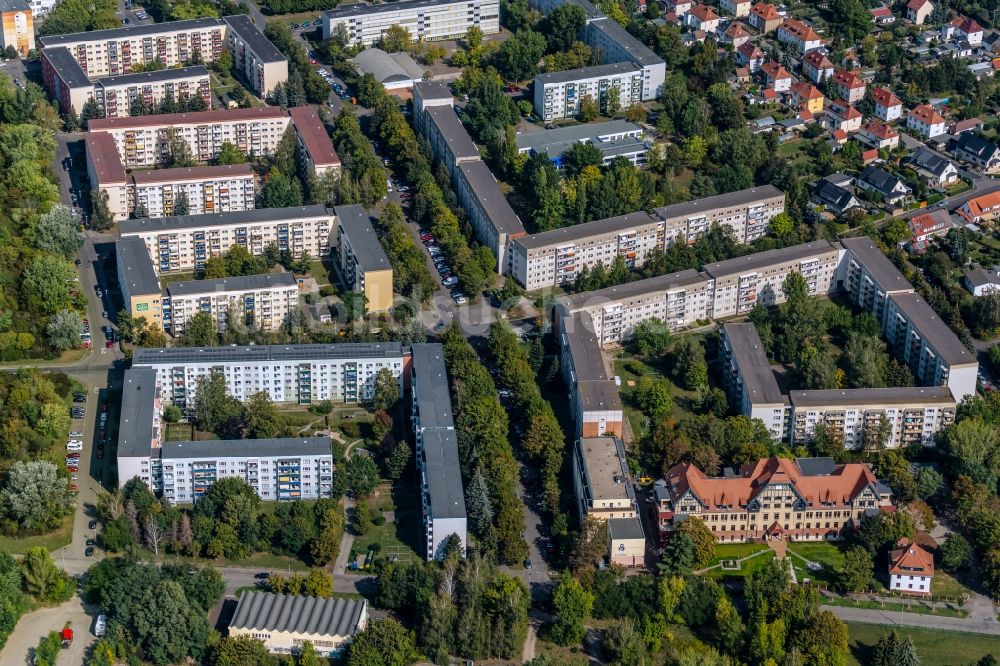 Luftaufnahme Leipzig - Mehrfamilienhaussiedlung entlang der Freiberger Straße in Leipzig im Bundesland Sachsen, Deutschland