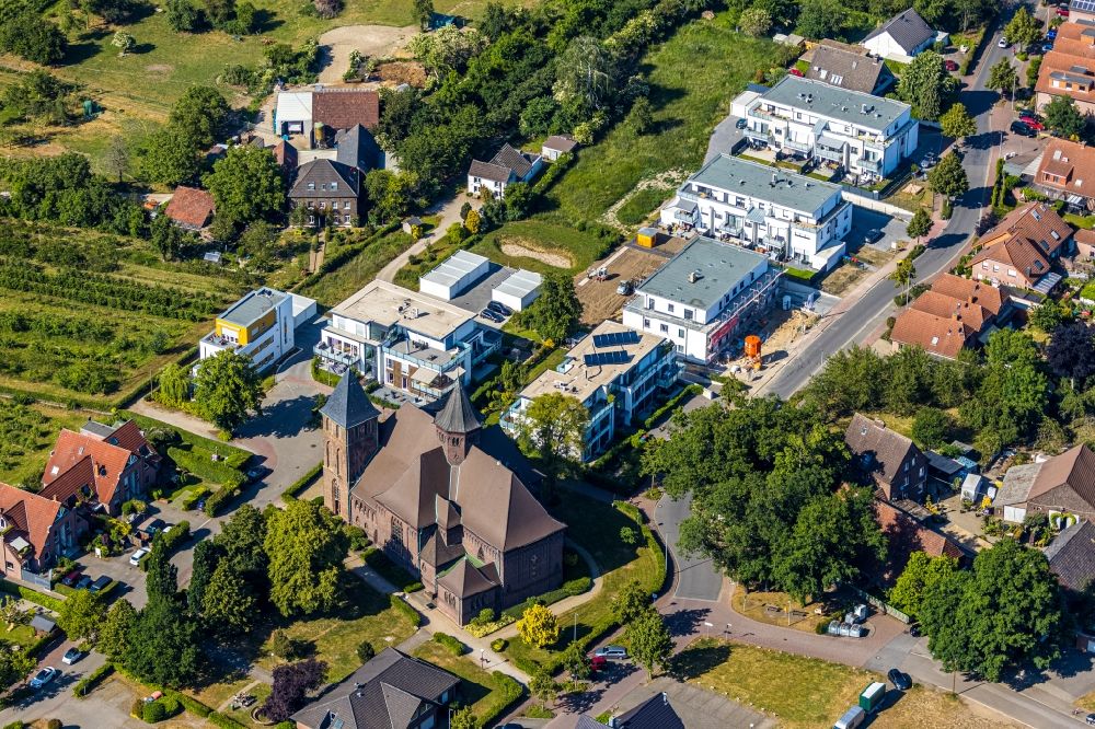 Luftbild Dinslaken - Mehrfamilienhaussiedlung an der Eppinkstraße im Ortsteil Eppinghoven in Dinslaken im Bundesland Nordrhein-Westfalen, Deutschland