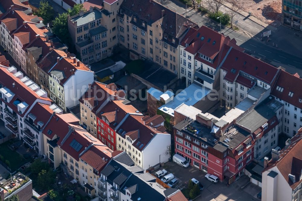 Erfurt von oben - Mehrfamilienhaussiedlung am Neuerbe in Erfurt im Bundesland Thüringen, Deutschland