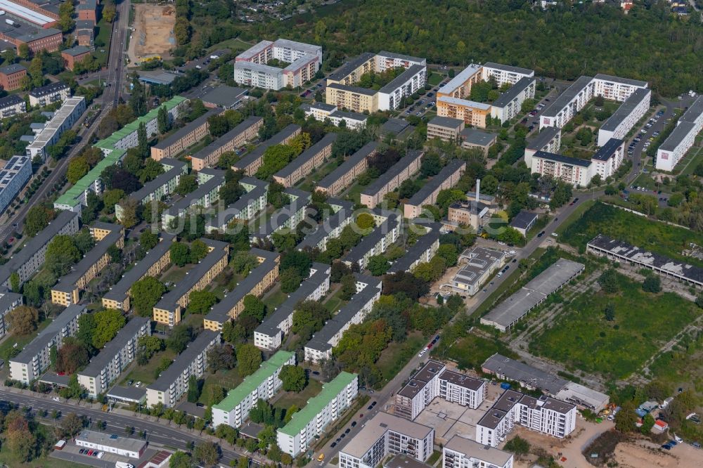 Luftaufnahme Leipzig - Mehrfamilienhaussiedlung am Norderneyer Weg in Leipzig im Bundesland Sachsen, Deutschland