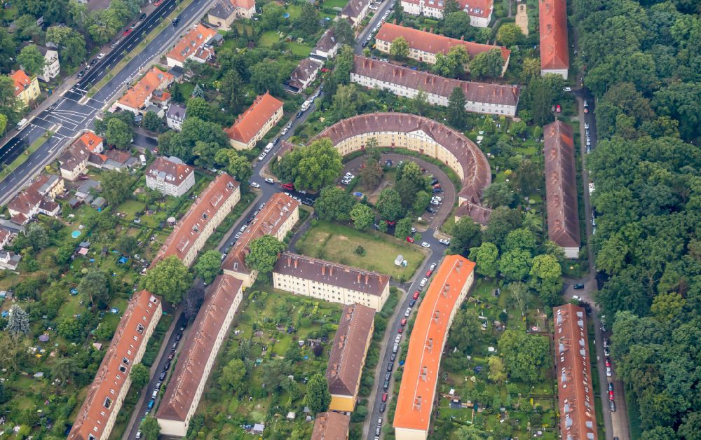 Luftaufnahme Berlin - Mehrfamilienhaussiedlung im Ortsteil Wittenau in Berlin, Deutschland