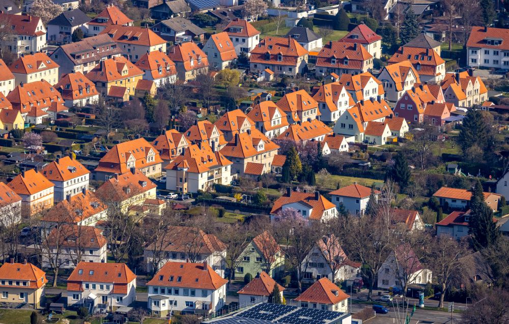 Luftbild Soest - Mehrfamilienhaussiedlung mit Villen in Soest im Bundesland Nordrhein-Westfalen, Deutschland