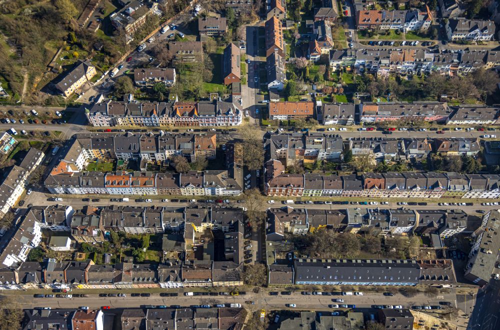Luftaufnahme Gelsenkirchen - Mehrfamilienhaussiedlung zwischen Bertastraße und Küppersbuschstraße in Gelsenkirchen im Bundesland Nordrhein-Westfalen, Deutschland