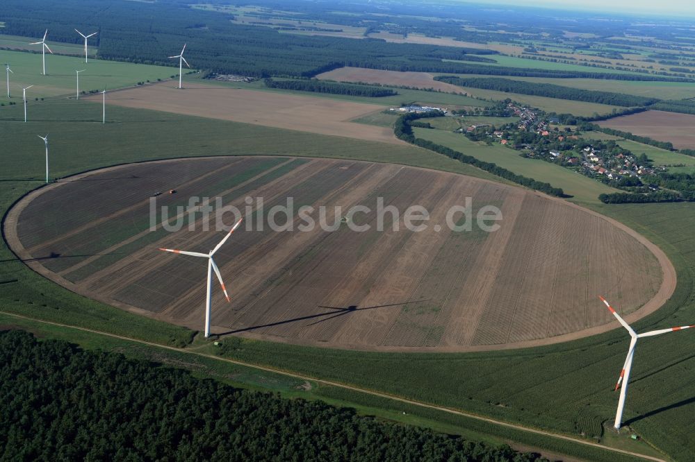 Lübesse von oben - Melorationskreis auf Feldern bei Lübesse im Bundesland Mecklenburg-Vorpommern