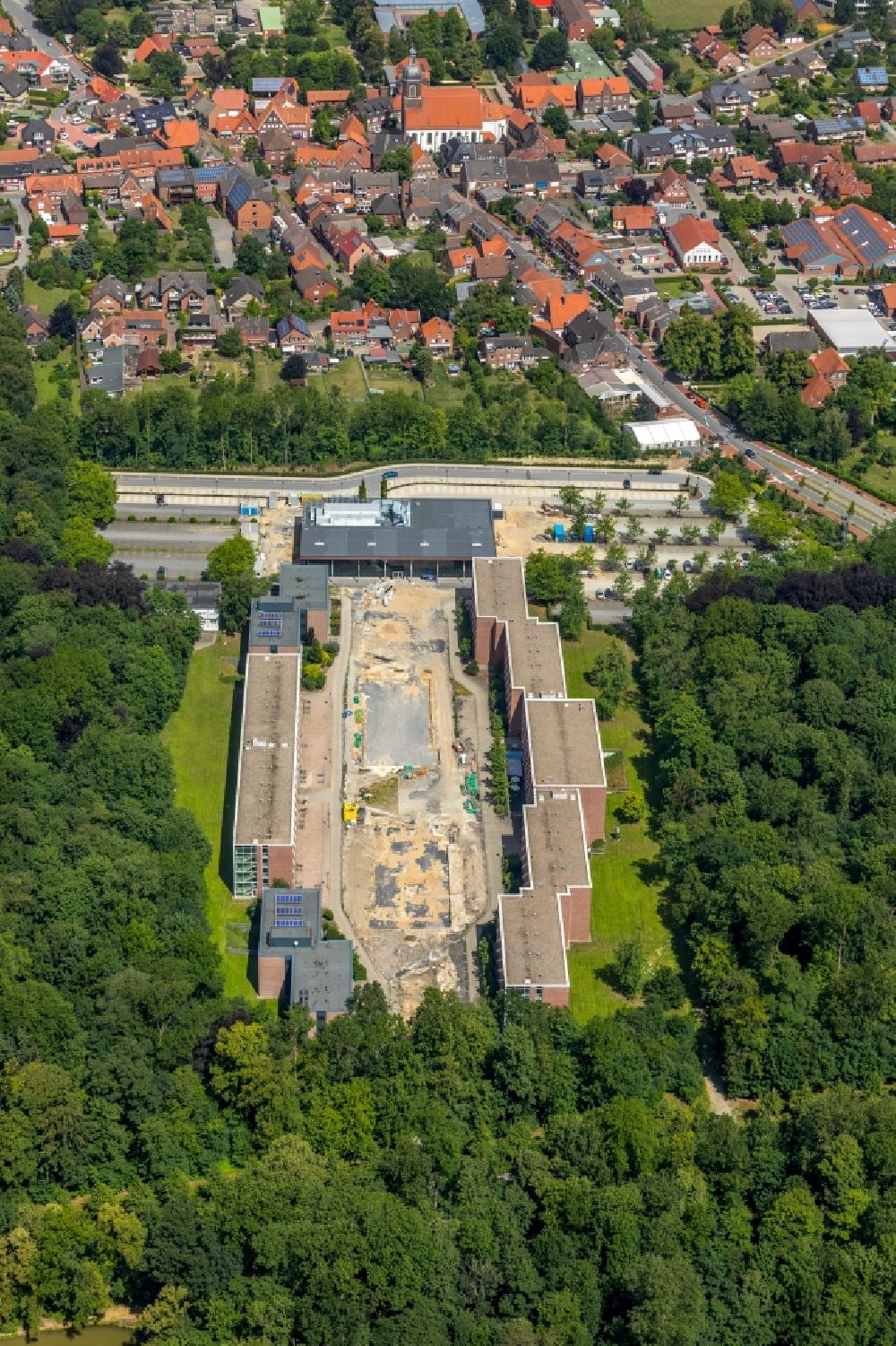 Luftaufnahme Nordkirchen - Mensa - Aula- Gebäude der Universität Fachhochschule für Finanzen FHF in Nordkirchen im Bundesland Nordrhein-Westfalen, Deutschland