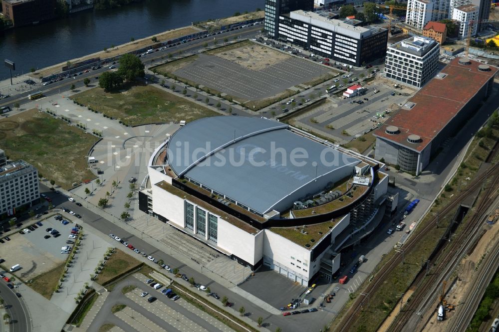 Luftaufnahme Berlin - Mercedes-Benz Arena - ehemals O2- Arena in Berlin - Friedrichshain