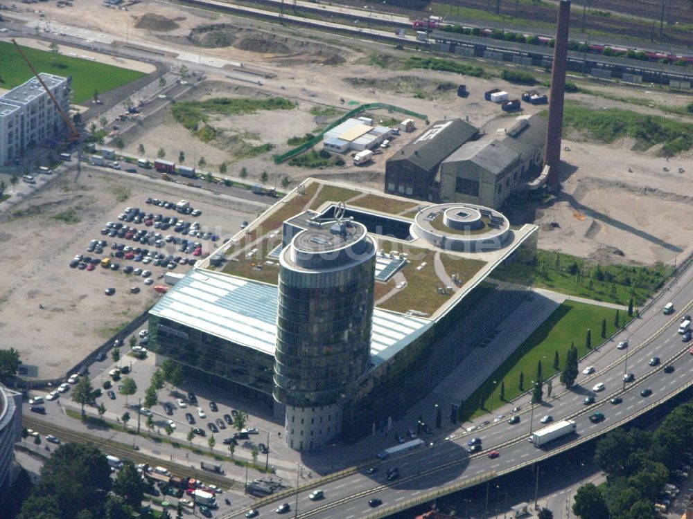 Luftaufnahme München - Mercedes-Benz Niederlassung München an der Arnulfstraße in München im Bundesland Bayern