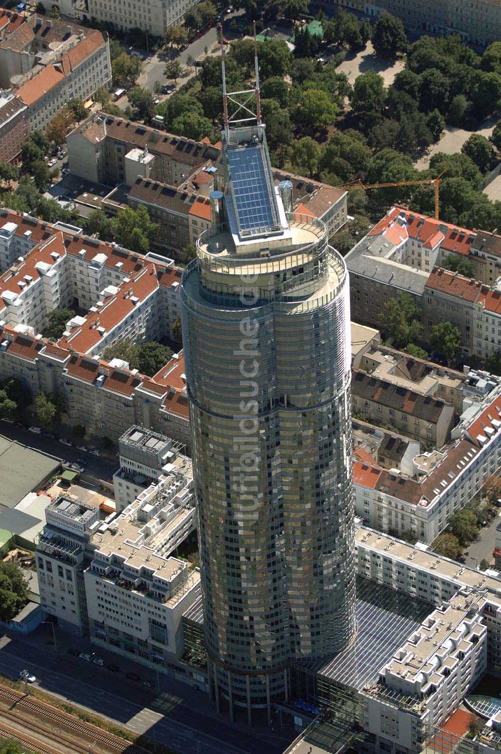 Wien aus der Vogelperspektive: Millenium Tower in Wien