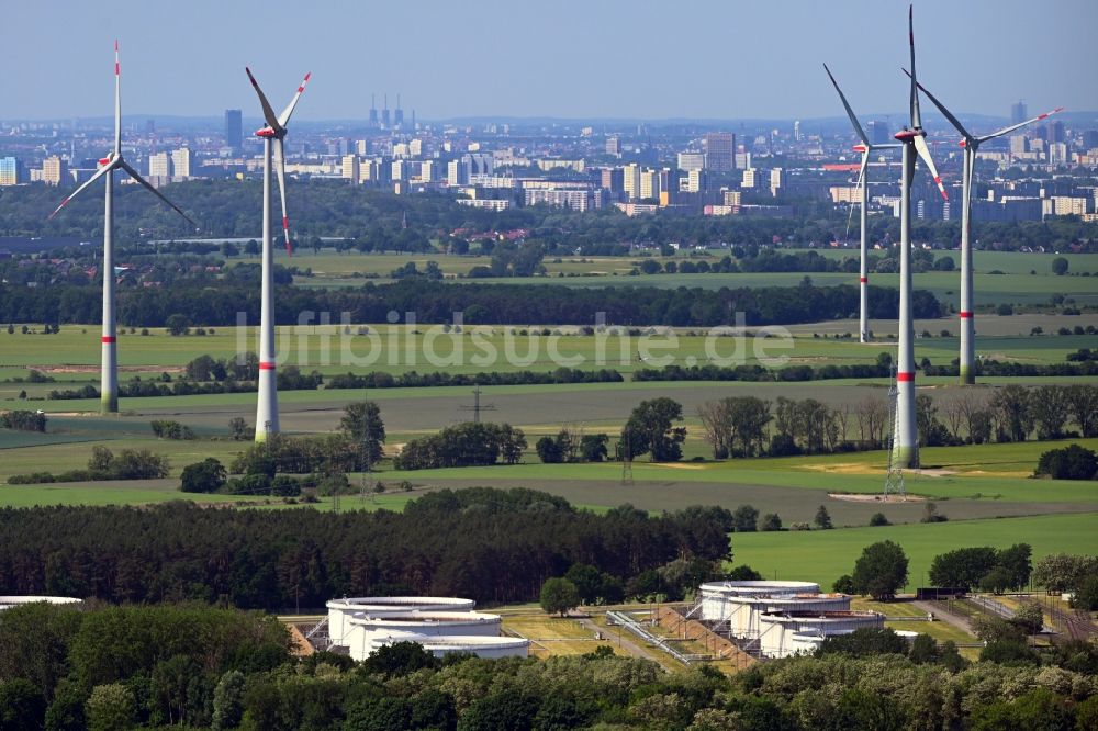Luftbild Seefeld-Löhme - Mineralöl - Hochtanklager für Benzin und Diesel- Kraftstoffe in Seefeld im Bundesland Brandenburg