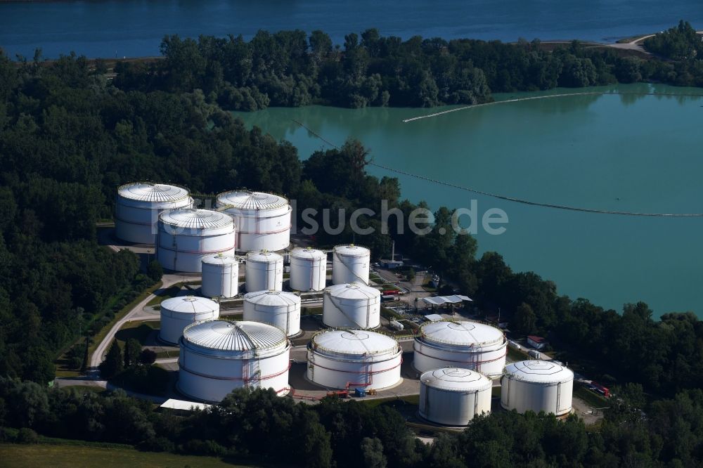 Rheinau aus der Vogelperspektive: Mineralöl - Hochtanklager der Oiltanking Deutschland GmbH in Rheinau im Bundesland Baden-Württemberg, Deutschland