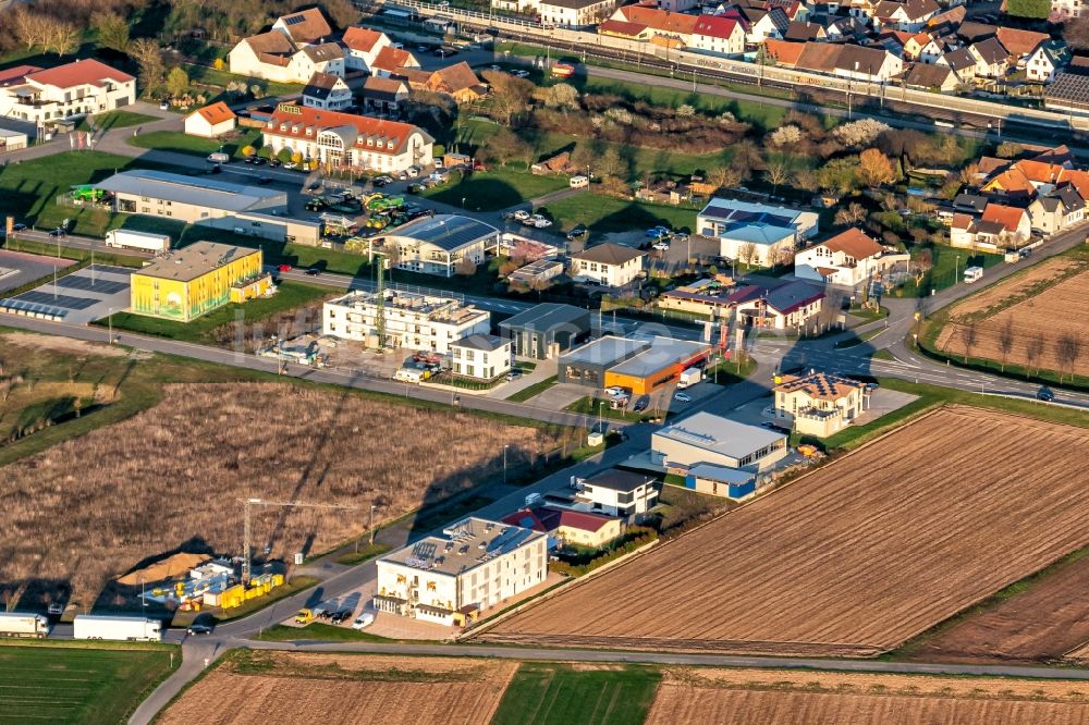 Luftbild Ringsheim - Mischbebauung der Wohngebiets- und Gewerbeflächen Im Leimenfeld in Ringsheim im Bundesland Baden-Württemberg, Deutschland