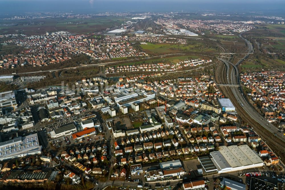 Luftbild Stuttgart - Mischbebauung der Wohngebiets- und Gewerbeflächen Schützenbühlstraße - Salzwiesenstraße in Zuffenhausen in Stuttgart im Bundesland Baden-Württemberg, Deutschland
