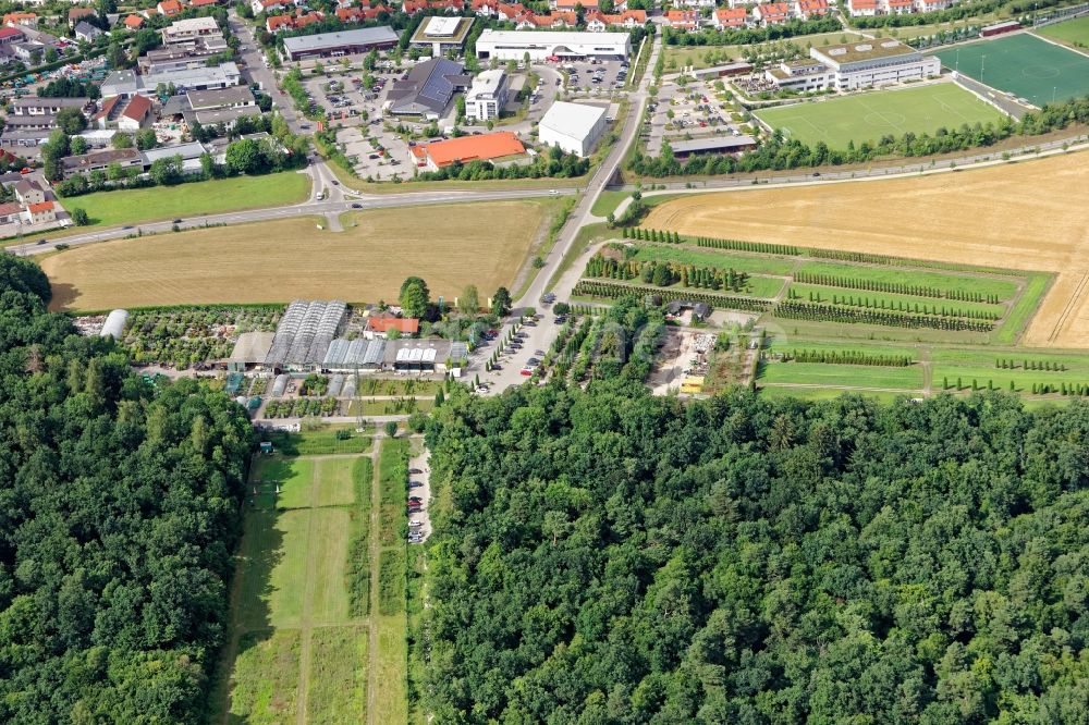 Luftaufnahme Neuried - Mischbebauung der Wohngebiets- und Gewerbeflächen im Süden von Neuried in Neuried im Bundesland Bayern, Deutschland