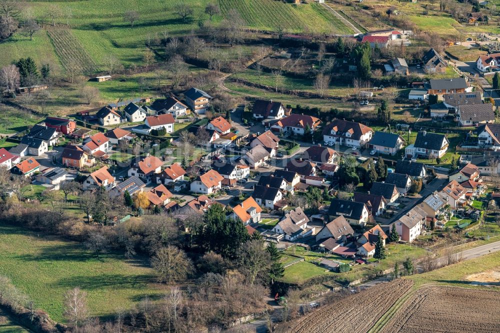 Luftaufnahme Wallburg - Mischbebauung eines Wohngebiets mit Mehrfamilienhäusern und Einfamilienhäusern Ortsteil der Stadt Ettenheim in Wallburg im Bundesland Baden-Württemberg, Deutschland