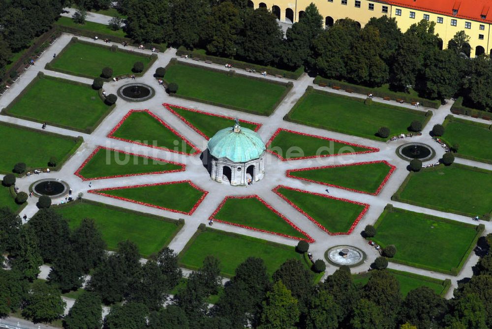 Luftbild München - Münchner Hofgarten mit Dianatempel