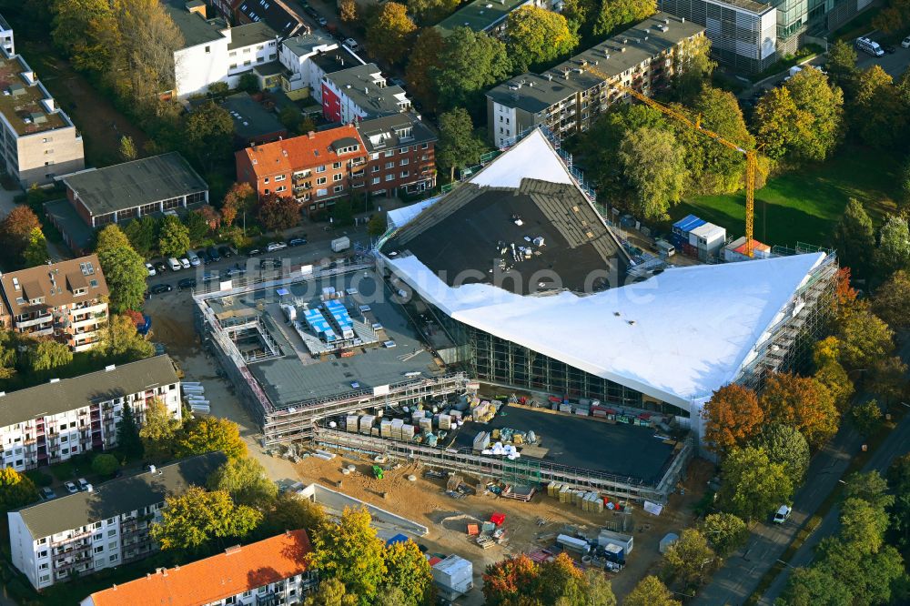 Hamburg von oben - Modernisierung der Schwimmhalle Alster-Schwimmhalle im Ortsteil Hohenfelde in Hamburg, Deutschland
