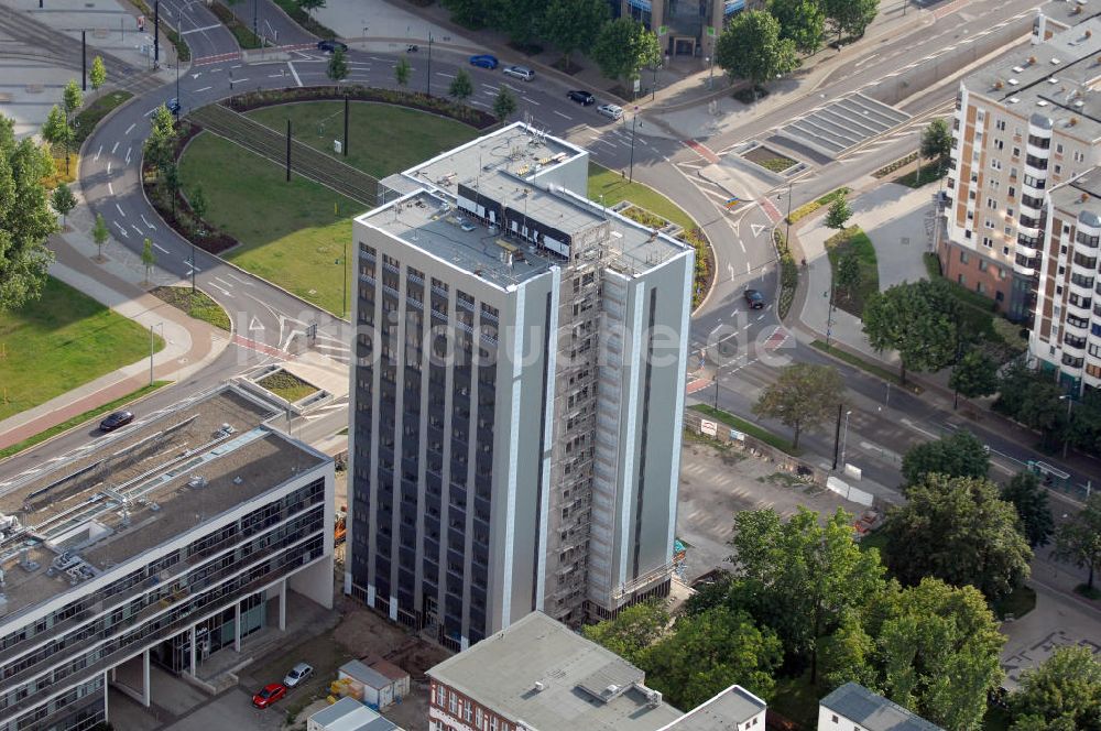 Luftaufnahme Magdeburg - Modernisierungsarbeiten am Campus Tower in Magdeburg-Alte Neustadt