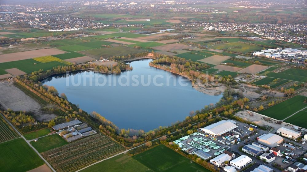 Luftbild Troisdorf - Mondorfer See im Bundesland Nordrhein-Westfalen, Deutschland