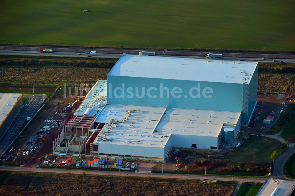 Luftbild Magdeburg - Montage EGLO Hochregal für Wohnraumleuchten im Gewerbegebiet Nord in Magdeburg im Bundesland Sachsen-Anhalt, Deutschland