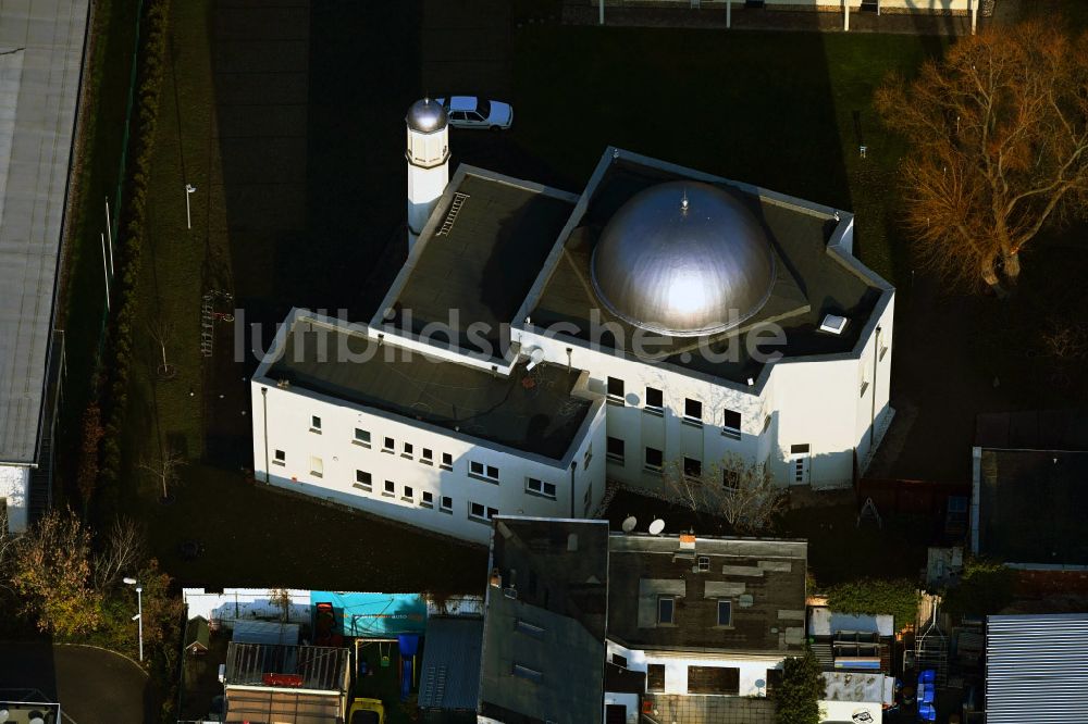 Luftaufnahme Berlin - Moschee Khadija Moschee Berlin im Ortsteil Heinersdorf in Berlin, Deutschland